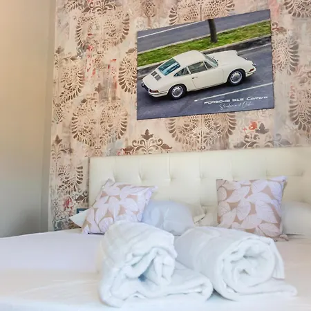 912 * Paratico